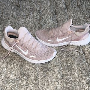 Nike Free RN 5.0 Next Nature Running Shoes (purple/pink)
